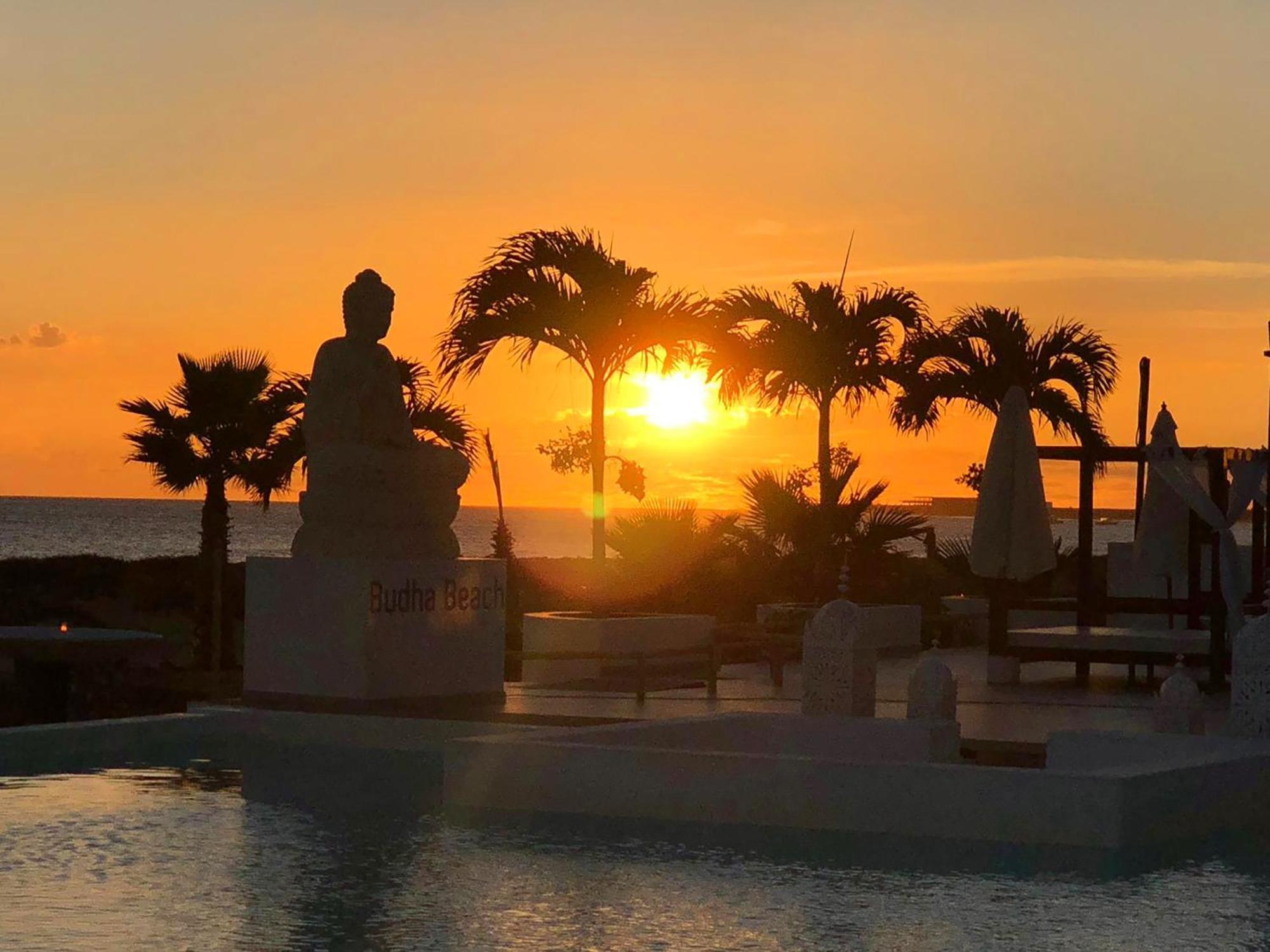 Hotel Livvo Budha Beach Santa Maria Buitenkant foto