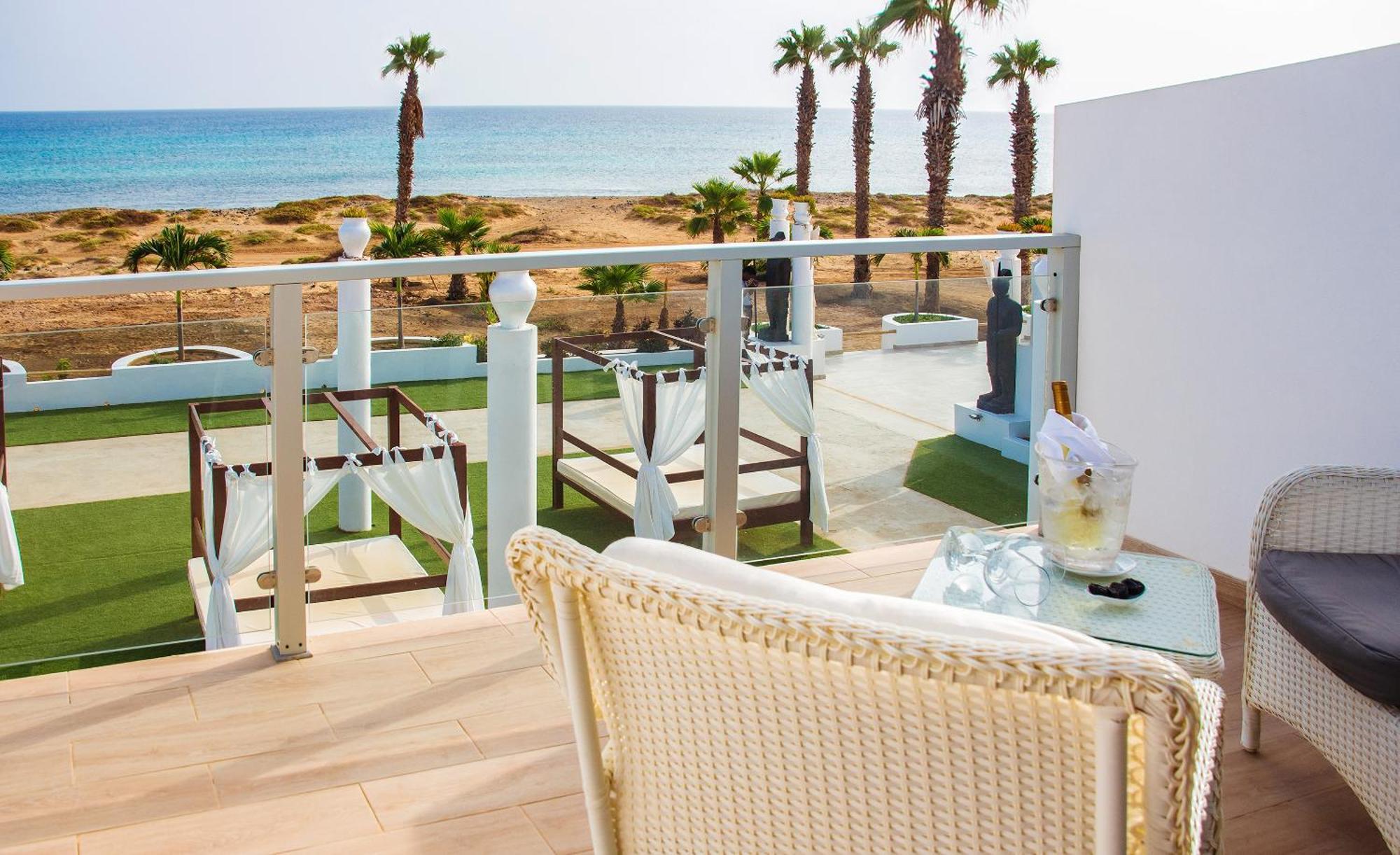 Hotel Livvo Budha Beach Santa Maria Kamer foto